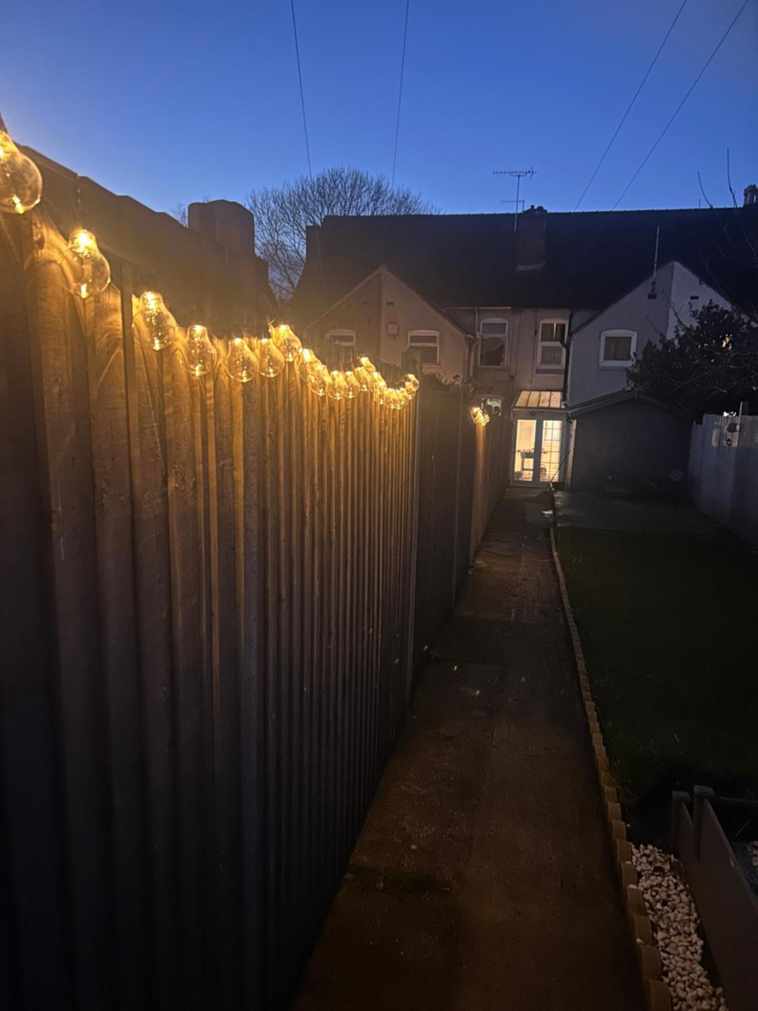 Holiday home Waterside Way- 3 Bedrooms- Sleeps 5 - Free Parking- Fast Wifi *